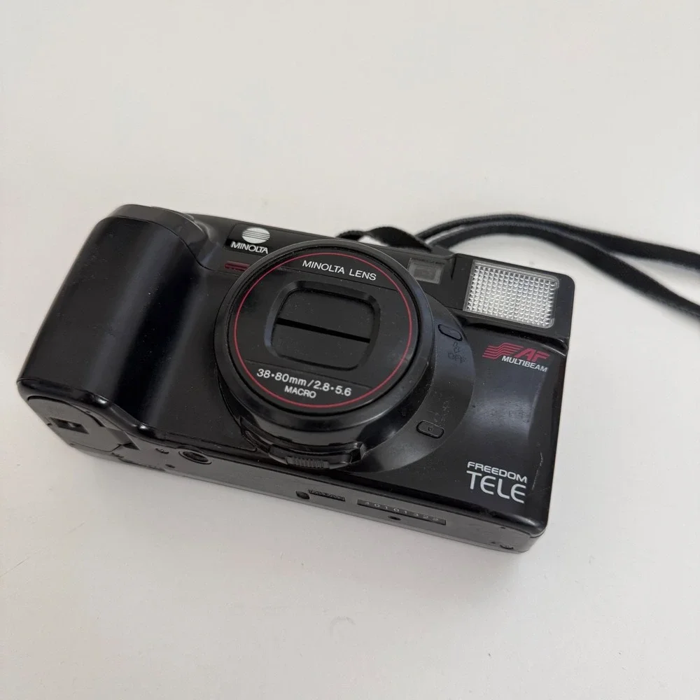Minolta Freedom Tele 35mm Film Camera AF Multibeam UNTESTED